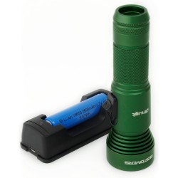 Lampe de plongée Best Divers Xhunt 920 2
